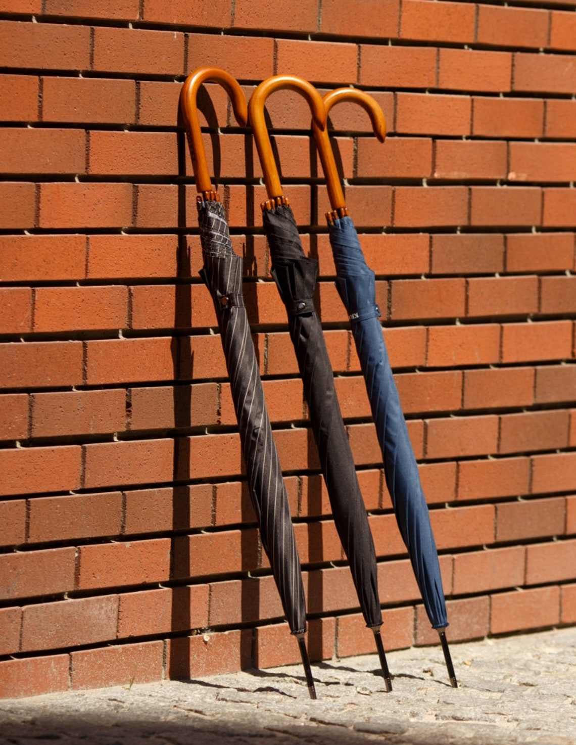 Wooden Handle Manual Open & Close Straight Umbrella